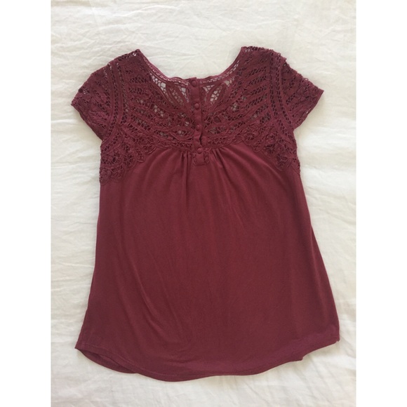 Maternity Lace and Button  Detail Top Daniel Rainn - Picture 4 of 4